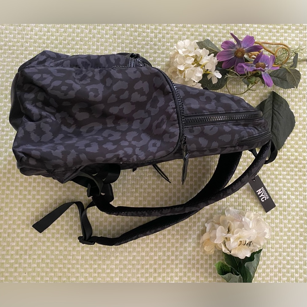 💝Madden NYC Black Leopard Print Backpack - Picture 3 of 5